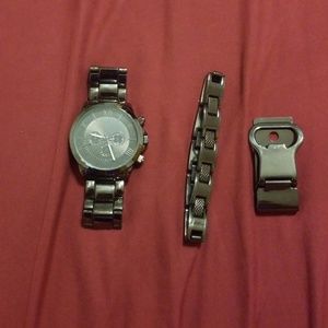 Men's gift set. Worn twice